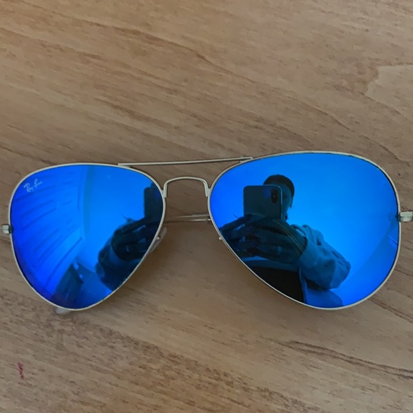 Blue aviator Ray Bans with case - Picture 2 of 4